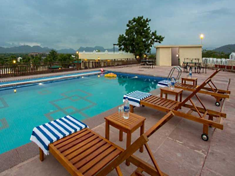 Hill Garden Retreat Hotel Удайпур Екстериор снимка